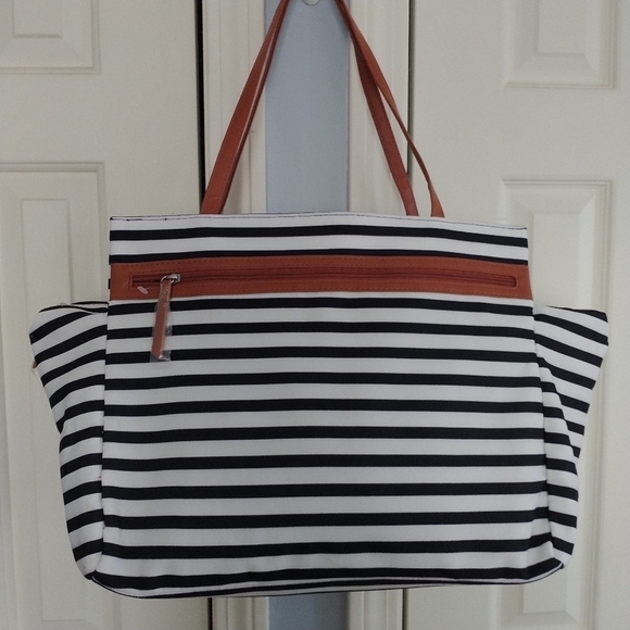 DSW Large Black White Stripe Weekender Travel Tote Bag - Picture 2 of 10